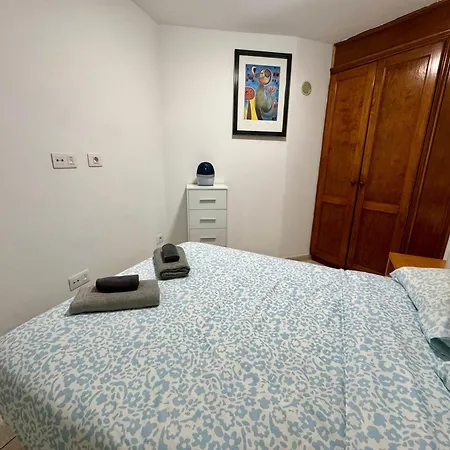 Апартаменти Sunny Poolside In Americas *