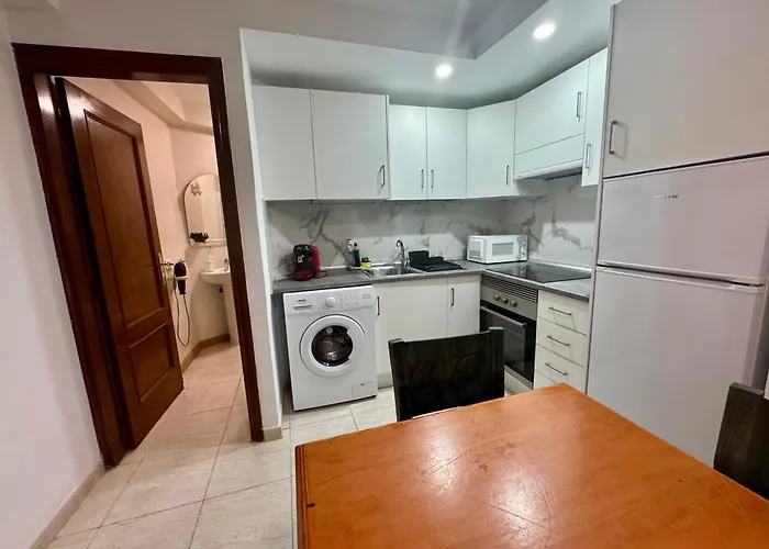 شقة Sunny Poolside In Americas *