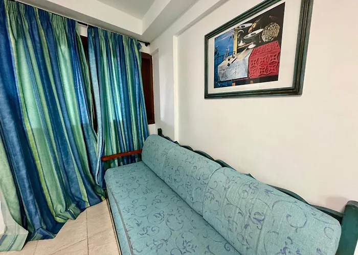 شقة Sunny Poolside In Americas أذيخي